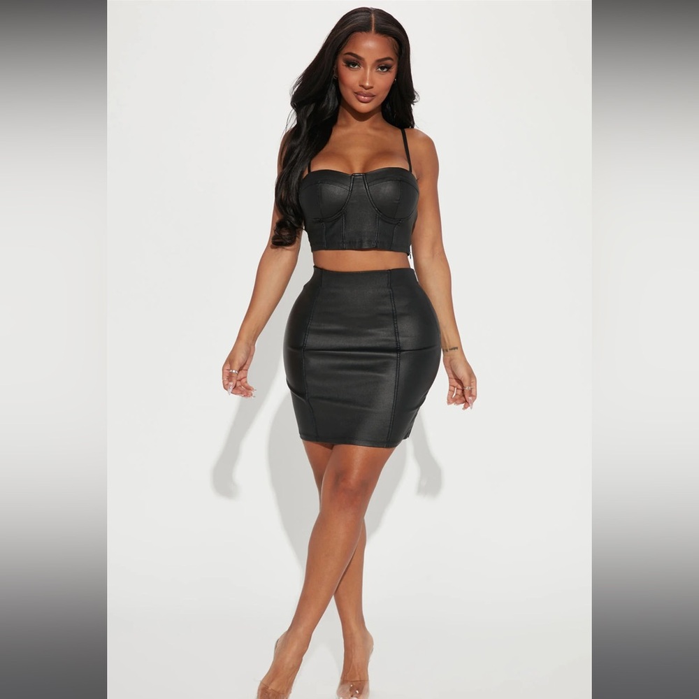 New Fashion Nova Going Back To You Skirt Set